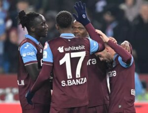 Trabzonspor, Ziraat Türkiye Kupası’nda Alanyaspor’u 3-0 mağlup etti