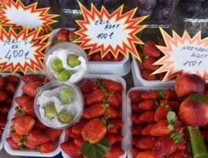 Yaz meyveleri cep yakıyor! Eriğin tanesi 100 TL