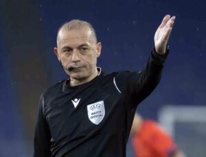 Cüneyt Çakır, UEFA Şampiyonlar Ligi’nde Görev Alacak
