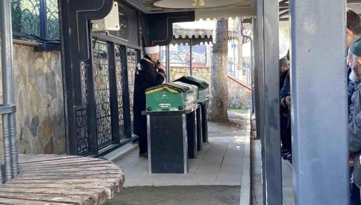 Kocaeli’de Baltayla Öldürülen Berber İsa Turgut Son Yolculuğuna Uğurlandı