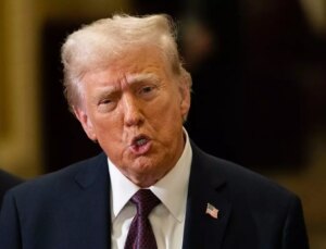 Trump yemin töreni saat kaçta?