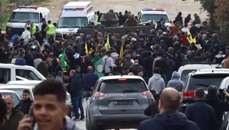 İsrail evlerine dönmek isteyen Lübnanlılara ateş açtı: 11 kişi öldü, 83 kişi yaralandı