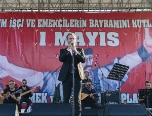 Başkan Abdullah Özyiğit, 1 Mayıs’ta emekçilerle yürüdü