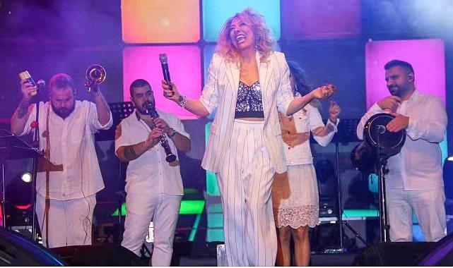 Bayındır Çiçek Şenliği Son Gününde de Doldu Taştı