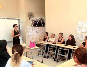 Çiğli Belediyesi’nden anneler için bilgilendirici seminer