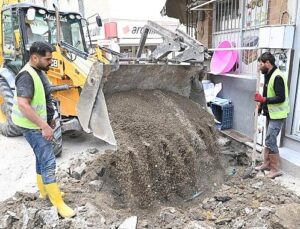 Demirci’de altyapı seferberliği sürüyor