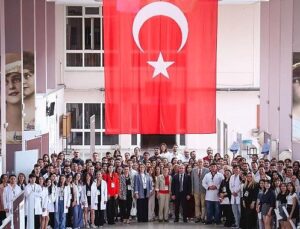 DEÜ’de Gençlik Sempozyumu ve Bilim Sanat Şenliği Coşkusu