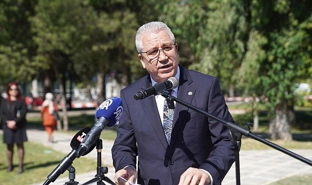 Ege Üniversitesinde “70. Yıl Anıtı” merasimle açıldı