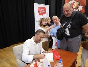 Gazeteci Murat Ağırel, Bakırköylülerle Buluştu: “Bugünün Türkiye’sinde Gazeteci Olmak”