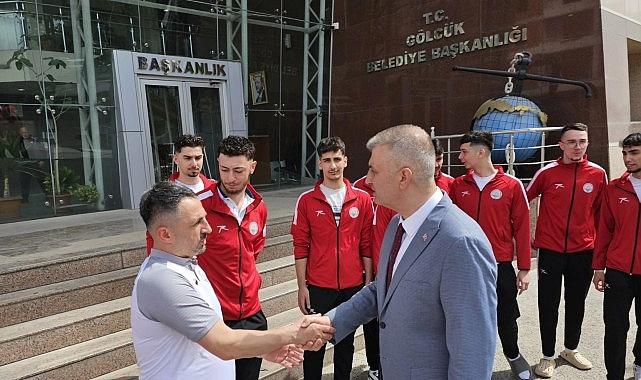 Gölcük Belediyespor Voleybol Kadrosu’nun maksadı Türkiye Şampiyonası