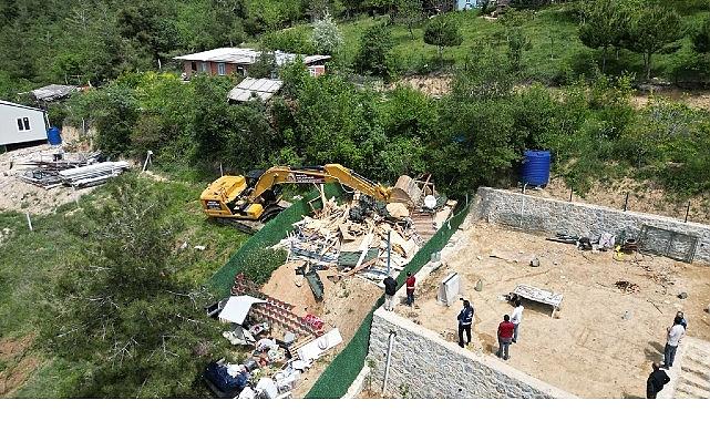 İnegöl Belediyesi Kaçak Yapı ile Gayretini Sürdürüyor