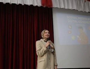 İnegöl’deki öğrencilere “Dijital Güvenlik” semineri