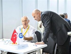 İzmir, pak güç alanında milletlerarası buluşmalara mesken sahipliği yaptı
