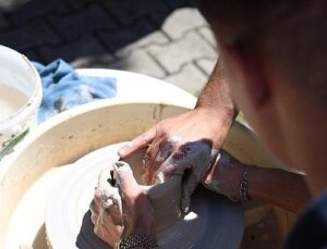 Kartepeli Gençler Seramikle Buluştu
