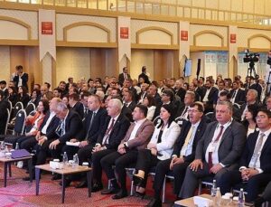 Lider Arı, Türkiye Belediyeler Birliği Encümen Üyeliğine Tekrar Seçildi