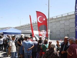 Lider Çerçioğlu Kuşadası’nda Yaşayan Vatandaşları Cet Tohumlarından Üretilen Fideler ile Buluşturdu