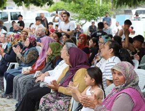 Lider Ertaş 47 mahalle 42 noktada halkla buluştu