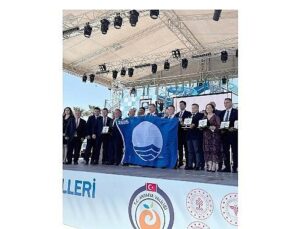 “Mavi Bayrak En Düzgün Etraf Eğitim ve Bilinçlendirme Etkinlikleri” mükafatı Setur Marinaları’nın