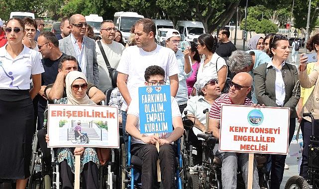 Özel bireylerden çok özel şov