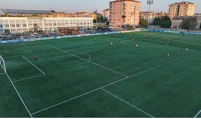 Selçuklu Belediyesi Ortaokullar Ortası Futbol Turnuvasında Şampiyonlar Aşikâr Oldu