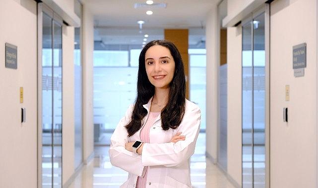 Yazın favori tatlısı diş sıhhatini tehdit ediyor mu?