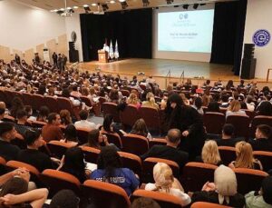 YÖK Başkanı Özvar, “Ege Üniversitesi Türk yükseköğretiminde müstesna bir pozisyona sahiptir”