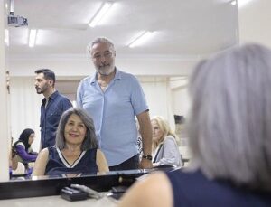 65 yaş üstü Konaklı bayanlara fiyatsız kuaför hizmeti