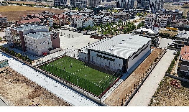 Ahmet Çalık Kapalı Spor Salonu ve Yapay Çim Alanı’nın Üretimi Tamamlandı