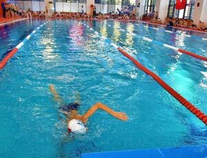 Aliağa’da Yaz Periyodu Yüzme Kursları Başlıyor