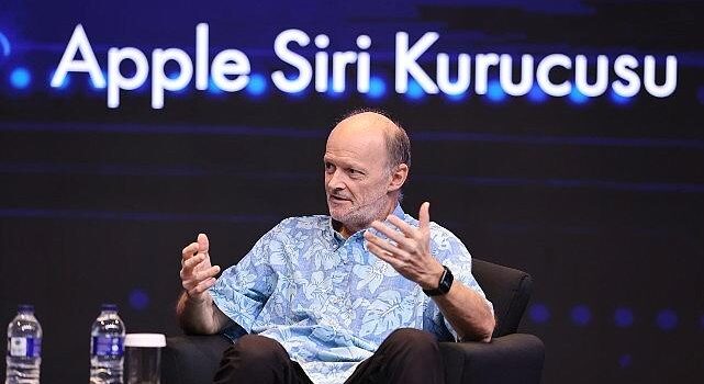 Apple Siri Kurucusu Luc Julia, TETZ 2025’te konuştu: “Türkler kendi yapay zekâ teknolojisini geliştirmeli”