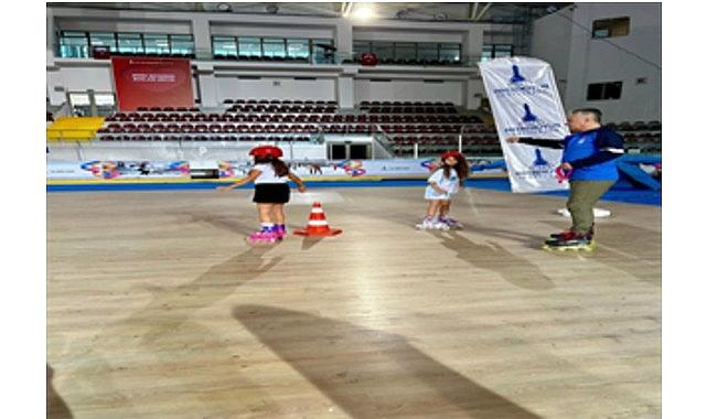 Buz Sporları Salonu’nda tekerlekli paten eğitimi başlıyor