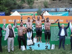 Çalı’da başpehlivan Mehmet Yeşil Yeşil oldu