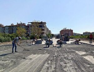 Edremit’in dört bir yanında çalışmalar aralıksız sürüyor