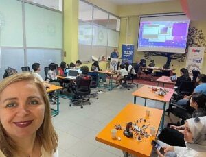 Ege Üniversitesi İzmir Access the Game Hackathonu muvaffakiyetle tamamlandı