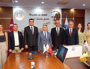 Ege Üniversitesi Meslek Yüksekokulu ve İzmir Doğalgaz Arasında “Sanayi İş Birliği Protokolü” imzalandı