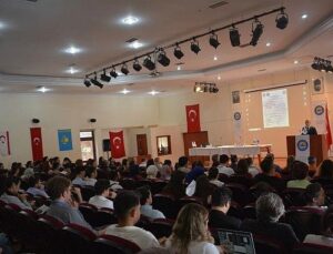 Ege Üniversitesinde “IV. Milletlerarası Ege Toplumsal Bilimler Lisansüstü Öğrenci Kongresi” başladı