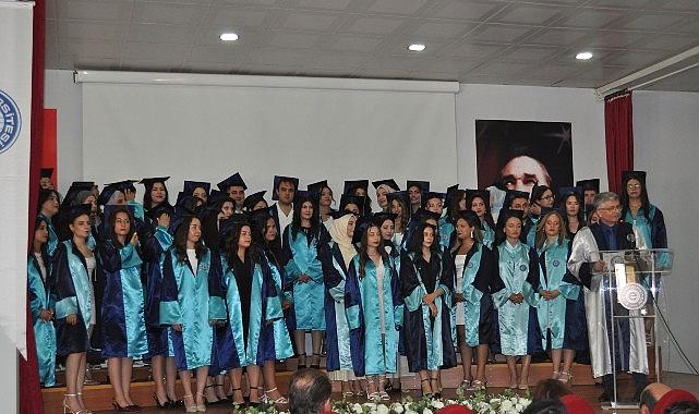 EÜ Ödemiş Sağlık Bilimleri Fakültesinde mezunlar dala uğurlandı