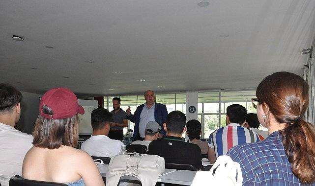 EÜ’de “Sürdürülebilir Yarınlar İçin Yenilenebilir Güç Buluşması” yapıldı