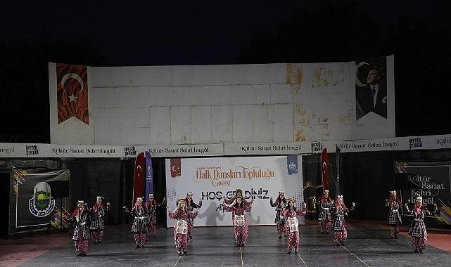 İnegöl’de Halk Dansları Gecesi İle Yaz Aktiflikleri Başladı