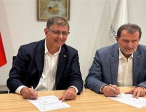 İZDENİZ’de imzalar atıldı