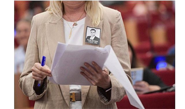 İzmir Büyükşehir Belediyesi Meclisi’nde merhum lider Ferdi Zeyrek anıldı