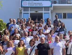 İzmir Vilayet Ulusal Eğitim Müdürlüğü’nden Eğitimde, Erasmus+ Akreditasyonuyla Dolu Dolu Bir Yıl Geride Bırakıldı