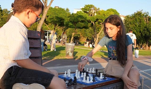 Kadıköy’de Satranç Dayanışması