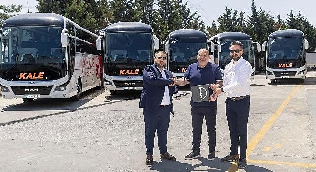 Kale Seyahat, kaliteli bir seyahat tecrübesi için ödüllü MAN Lion’s Coach’u tercih etti