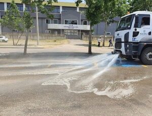 Kandıra Belediyesi Bayram Mesaisinde Rekor Paklık Çalışması Gerçekleştirdi
