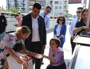 Karabağlar Belediyesi’nden Ferdi Zeyrek Anısına Lokma İkramı