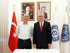 Karaciğer naklindeki değerli gelişmeler memleketler arası kongrede tartışıldı
