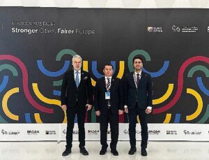 Lider Erkan Aydın Portekiz’de Eurocities ‘Call To Action’ kontratını imzaladı