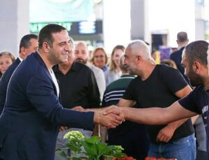 Lider Erman Uzun’dan bayram öncesi pazaryeri ziyareti