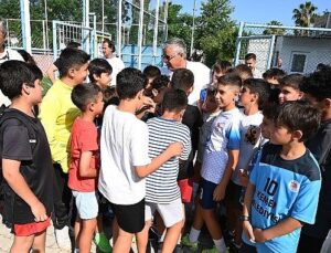 Lider Topaloğlu’ndan futbolculara mangal